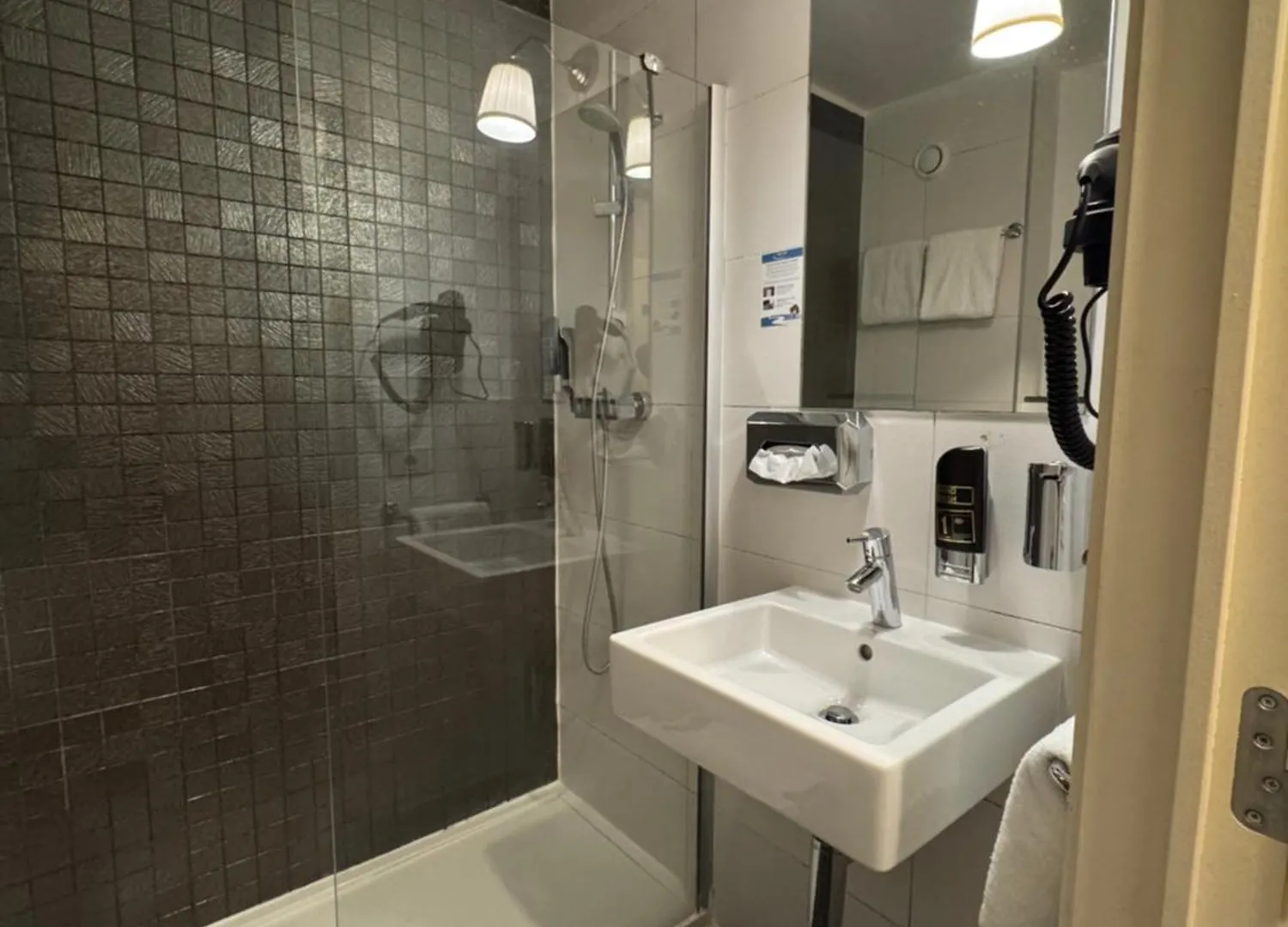 *** Hotel Trip Inn Eden Antwerpen Belgique